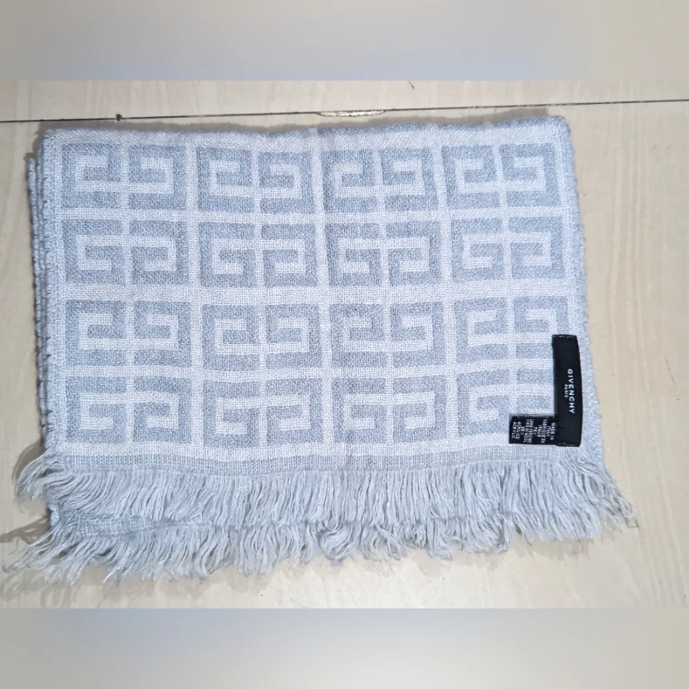 Givenchy Monogram Wool Scarf In Grey, Men' original price $252 dollar - Picture 1 of 7